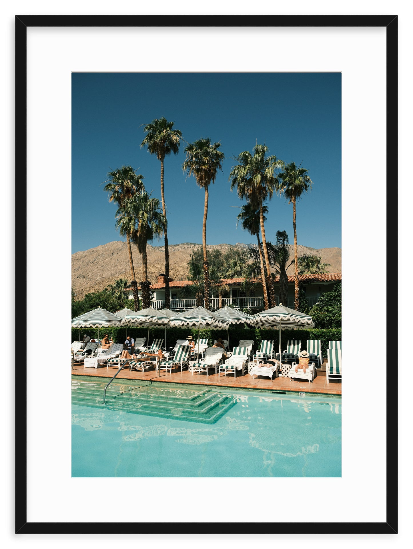 PALM SPRINGS POOL DAY