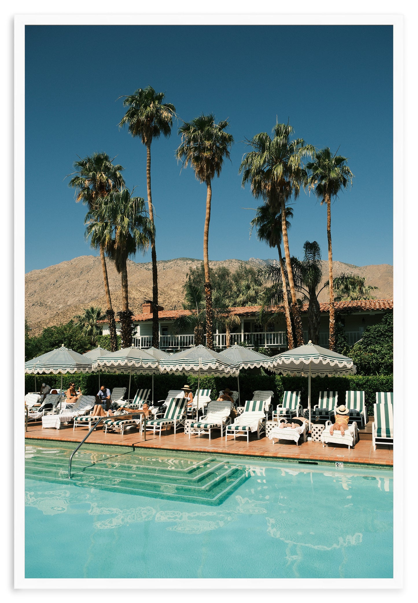 PALM SPRINGS POOL DAY