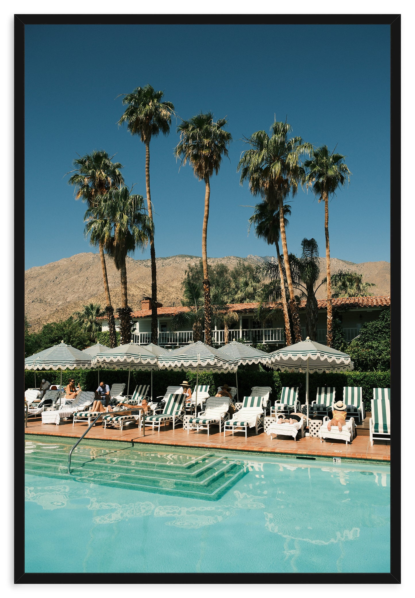 PALM SPRINGS POOL DAY