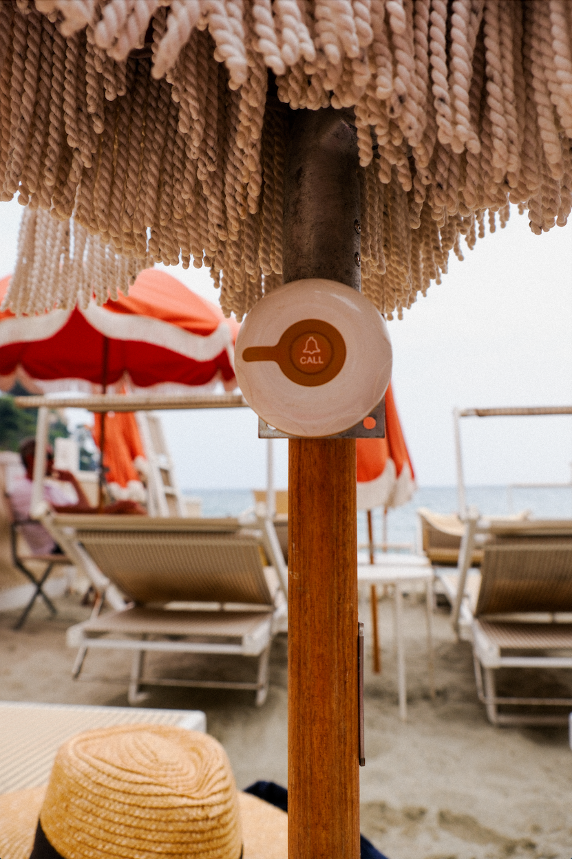 VACATION BUTTON