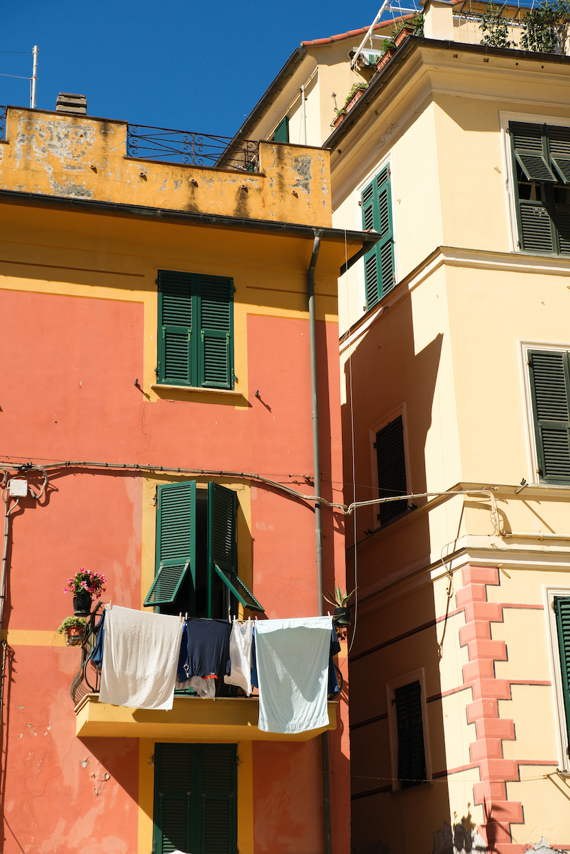LAUNDRY DAY